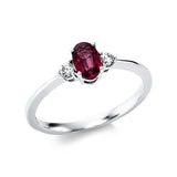 Ring 18 kt WG, 2 Brill. 0,12 ct, TW-vsi, 1 Rubin 0,73 ct rot