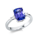 Ring 18 kt WG, 2 Trap. 0,15 ct, TW-si, 1 Tansanit 3,70 ct blau