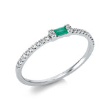 Ring 18 kt WG, 24 Brill. 0,09 ct, TW-si, 1 Smaragd 0,07 ct grün