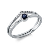Ring 18 kt WG, 7 Brill. 0,04 ct, TW-si, 1 Saphir 0,13 ct blau