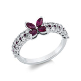 Ring 18 kt WG, 24 Brill. 0,71 ct, W-pi, 4 Rubine 0,48 ct rot, 12 Rubine 0,08 ct rot