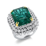 Ring 18 kt WG+GG, 40 Brill. 2,70 ct, TW-si, 68 Brill. 1,74 ct, TW-si, 1 Smaragd 16,48 ct grün