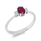 Ring 18 kt WG, 2 Brill. 0,03 ct, TW-si, 1 Rubin 0,62 ct rot