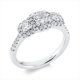 Ring 18 kt WG, 2 Brill. 0,25 ct, TW-vsi, 1 Cushion 0,50 ct, TW-vsi, 42 Brill. 0,33 ct, TW-vsi