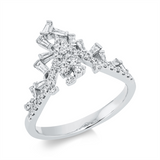Ring 18 kt WG, 1 Brill. 0,05 ct, TW-si, 14 Trap. 0,20 ct, TW-si, 36 Brill. 0,26 ct, TW-si