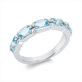 Ring 14 kt WG, 5 Topase 1,85 ct sky blue