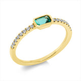 Ring 14 kt GG, 16 Brill. 0,14 ct, TW-si, 1 Smaragd 0,24 ct grün