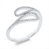 Ring 18 kt WG, 12 Brill. 0,03 ct, I-pi, 54 Brill. 0,10 ct, I-pi
