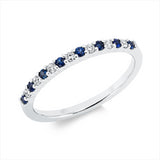 Ring 18 kt WG, 7 Brill. 0,10 ct, TW-si, 8 Saphire 0,15 ct blau