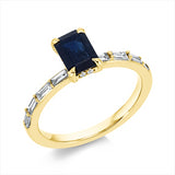 Ring 18 kt GG, 8 Bag. 0,33 ct, TW-si, 12 Brill. 0,07 ct, TW-si, 1 Saphir 1,10 ct blau