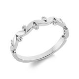 Ring 18 kt WG, 8 Brill. 0,06 ct, TW-si