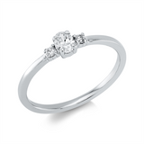 Ring 18 kt WG, 1 Oval 0,19 ct, TW-si, 2 Brill. 0,04 ct, TW-si