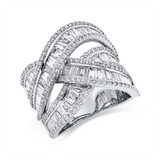 Ring 18 kt WG, 105 Trap. 1,94 ct, F-vsi, 179 Brill. 0,87 ct, F-si
