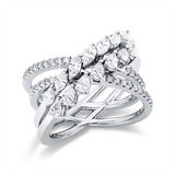 Ring 18 kt WG, 7 Tropfen 0,40 ct, 36 Brill. 0,21 ct, 7 Nav. 0,47 ct, F/TW-si