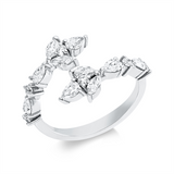 Ring 18 kt WG, 6 Brill. 0,20 ct, TW-si, 4 Nav. 0,36 ct, TW-si, 6 Tropfen 0,55 ct, TW-si