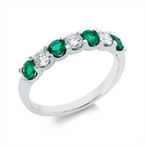 Ring 18 kt WG, 3 Brill. 0,39 ct, TW-si, 4 Smaragde 0,46 ct grün