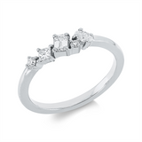 Ring 18 kt WG, 1 Sm.schliff 0,14 ct, TW-si, 1 Princ. 0,07 ct, TW-si, 1 Oval 0,08 ct, TW-si, 2 Brill. 0,04 ct, TW-si