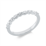Ring 18 kt WG, 4 Nav. 0,14 ct, TW-si, 5 Brill. 0,11 ct, TW-si