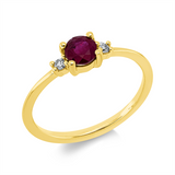 Ring 18 kt GG, 2 Brill. 0,05 ct, TW-si, 1 Rubin 0,60 ct