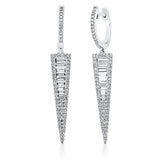 Ohrschmuck 18 kt WG, 18 Trap. 0,47 ct, TW-si, 134 Brill. 0,36 ct, TW-si
