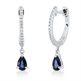 Ohrschmuck 18 kt WG, 30 Brill. 0,08 ct, TW-si, 2 Saphire 0,45 ct blau