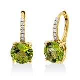 Ohrschmuck 18 kt GG, 12 Brill. 0,15 ct, TW-si, 2 Peridot 4,20 ct grün