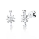 Ohrstecker 18 kt WG, 8 Trap. 0,25 ct, 4 Tropfen 0,17 ct,  8 Nav. 0,19 ct, 2 Brill. 0,07 ct, TW-si