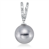 Anhänger 18 kt WG, 14 Brill. 0,08 ct, W-si, 1 TA grau 10 mm