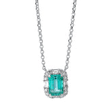 Collier 18 kt WG, mit ZÖ 38 cm + 40 cm, 4 Bag. 0,06 ct, TW-si, 12 Brill. 0,07 ct, TW-si, 1 Smaragd 0,50 ct grün