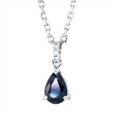Collier 18 kt WG, mit ZÖ 40 cm + 43 cm, 3 Brill. 0,02 ct, TW-si, 1 Saphir 0,46 ct blau