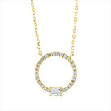 Collier 18 kt GG, mit ZÖ 40 cm, 2 Bag. 0,04 ct, TW-si, 28 Brill. 0,09 ct, TW-si