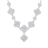 Collier 18 kt WG, mit ZÖ 42 cm, 48 Brill. 0,62 ct, TW-si, 26 Brill. 0,13 ct, TW-si