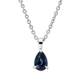Collier 18 kt WG, mit ZÖ 42 cm, 1 Saphir 0,55 ct blau