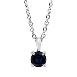 Collier 18 kt WG, mit ZÖ 42 cm, 1 Saphir 0,38 ct blau