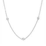 Collier 18 kt WG, mit ZÖ 41,5 cm + 43,5 cm, 11 Brill. 0,42 ct, TW-si