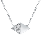 Collier 18 kt WG, mit ZÖ 43 cm + 40,6 cm, 28 Dia. 0,07 ct, TW-vsi/si