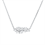 Collier 18 kt WG, 3 Brill. 0,10 ct, 1 Brill. 0,09 ct, 1 Tropfen 0,07 ct, 1 Nav. 0,07 ct, 1 Brill. 0,01ct,TW-si