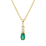 Collier 18 kt GG, mit ZÖ 40 cm, 42,5cm, 2 Brill. 0,03 ct, TW-si, 1 Smaragd 0,22 ct grün